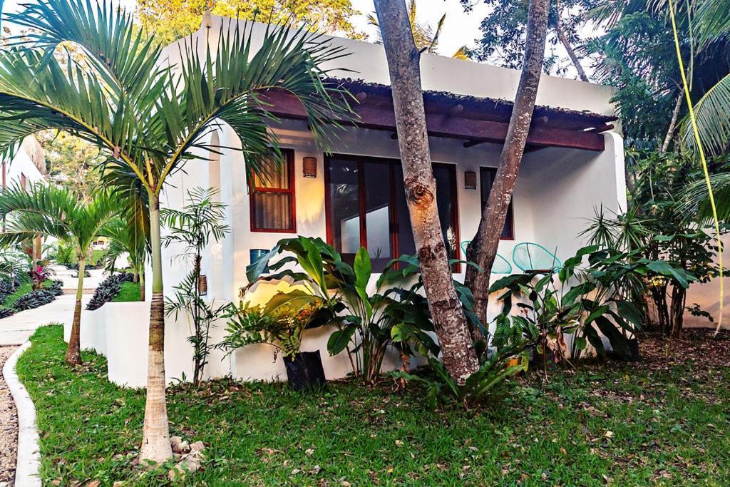 Mi Kasa Tu Kasa Bacalar By Nah Hotels المظهر الخارجي الصورة
